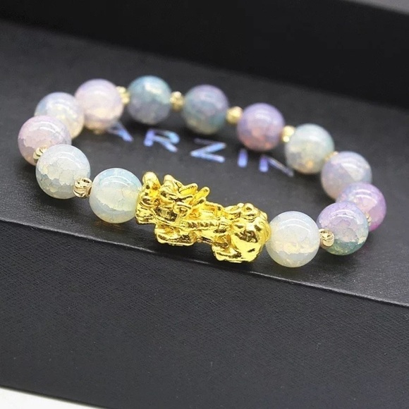 Glass Beads Wealth Bracelet with Pixiu Pendent - Picture 1 of 5